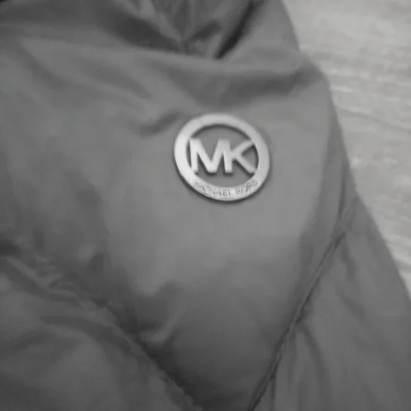 Michael Kors Packable Down Puffer Jacket – Lightweight Hooded Coat, Gray, Size M - Picture 4 of 11